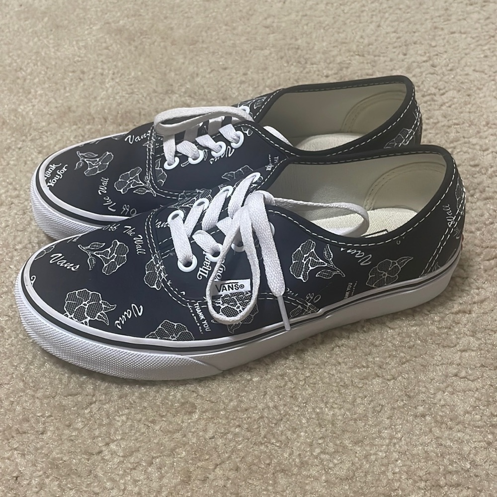 Vans - low top thank you have a nice day black floral